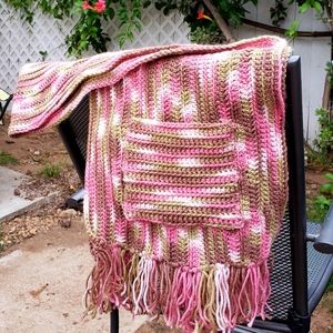 Pocket Shawl